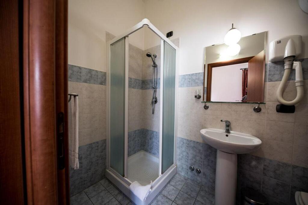 Domus Appia 154 B&B Roma Exterior foto
